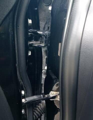 Чорний Міцубісі Lancer, об'ємом двигуна 2 л та пробігом 49 тис. км за 12500 $, фото 26 на Automoto.ua