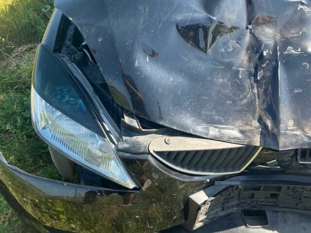 Чорний Міцубісі Lancer, об'ємом двигуна 1.6 л та пробігом 229 тис. км за 2500 $, фото 3 на Automoto.ua