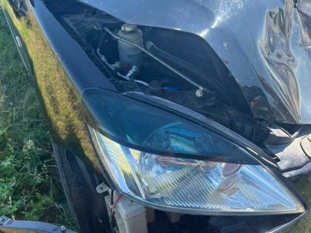 Чорний Міцубісі Lancer, об'ємом двигуна 1.6 л та пробігом 229 тис. км за 2500 $, фото 5 на Automoto.ua