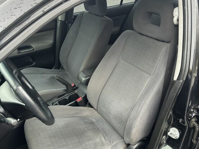 Черный Мицубиси Лансер, объемом двигателя 1.6 л и пробегом 200 тыс. км за 3500 $, фото 13 на Automoto.ua