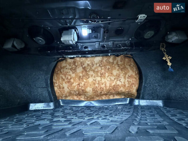Черный Мицубиси Лансер, объемом двигателя 1.58 л и пробегом 236 тыс. км за 4300 $, фото 23 на Automoto.ua