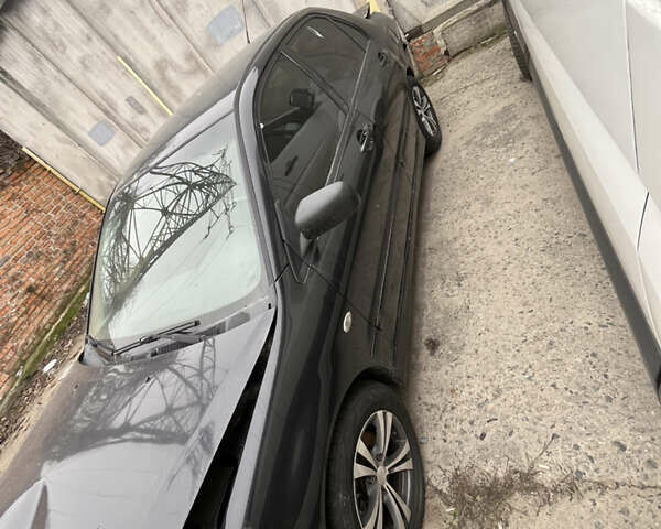 Черный Мицубиси Лансер, объемом двигателя 1.58 л и пробегом 360 тыс. км за 1500 $, фото 2 на Automoto.ua