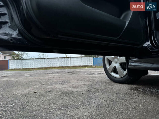 Черный Мицубиси Лансер, объемом двигателя 1.58 л и пробегом 154 тыс. км за 5500 $, фото 37 на Automoto.ua