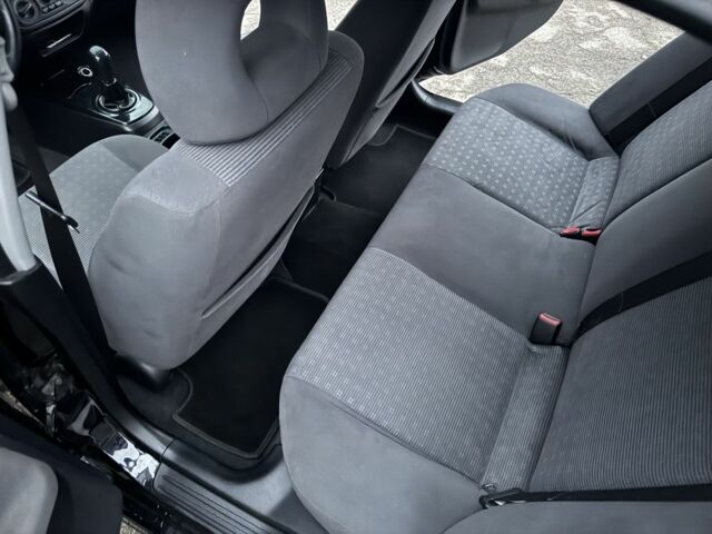 Чорний Міцубісі Lancer, об'ємом двигуна 1.6 л та пробігом 154 тис. км за 5500 $, фото 22 на Automoto.ua