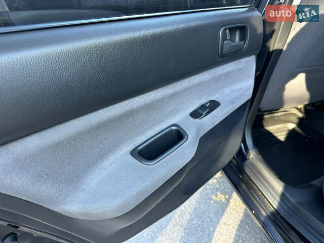 Мицубиси Лансер 2005 в Виннице на Automoto.ua Черный Мицубиси Лансер, объемом двигателя 1.6 л и пробегом 261 тыс. км за 4100 $, фото 38 на Automoto.ua