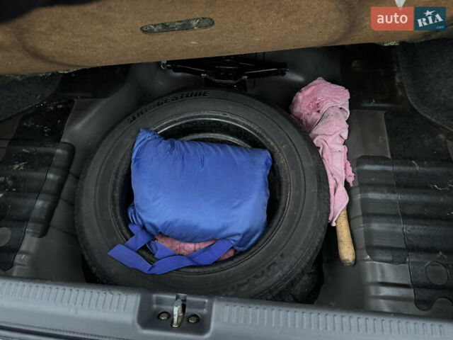 Черный Мицубиси Лансер, объемом двигателя 1.58 л и пробегом 154 тыс. км за 5500 $, фото 18 на Automoto.ua