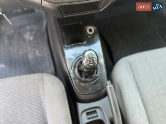 Чорний Міцубісі Lancer, об'ємом двигуна 1.6 л та пробігом 205 тис. км за 3650 $, фото 10 на Automoto.ua