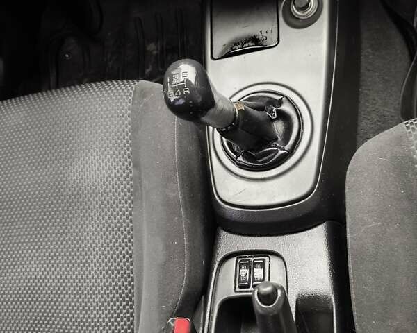 Мицубиси Лансер 2005 в Одессе на Automoto.ua Черный Мицубиси Лансер, объемом двигателя 1.58 л и пробегом 206 тыс. км за 3900 $, фото 16 на Automoto.ua