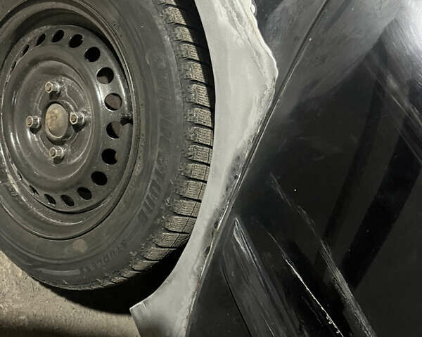 Черный Мицубиси Лансер, объемом двигателя 1.58 л и пробегом 250 тыс. км за 2450 $, фото 6 на Automoto.ua