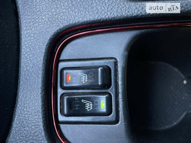Чорний Міцубісі Lancer, об'ємом двигуна 1.58 л та пробігом 256 тис. км за 5350 $, фото 7 на Automoto.ua