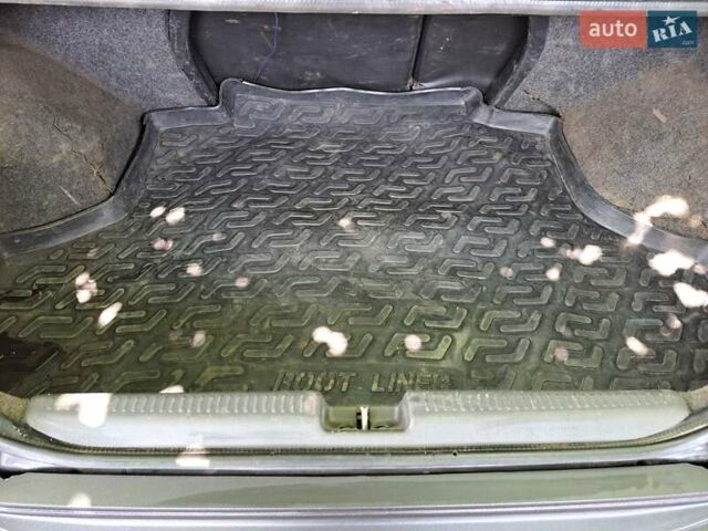 Чорний Міцубісі Lancer, об'ємом двигуна 1.58 л та пробігом 280 тис. км за 3950 $, фото 25 на Automoto.ua