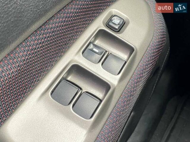 Чорний Міцубісі Lancer, об'ємом двигуна 2 л та пробігом 248 тис. км за 4990 $, фото 19 на Automoto.ua