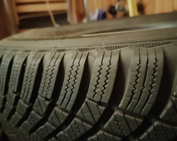 Черный Мицубиси Лансер, объемом двигателя 1.58 л и пробегом 270 тыс. км за 4000 $, фото 12 на Automoto.ua