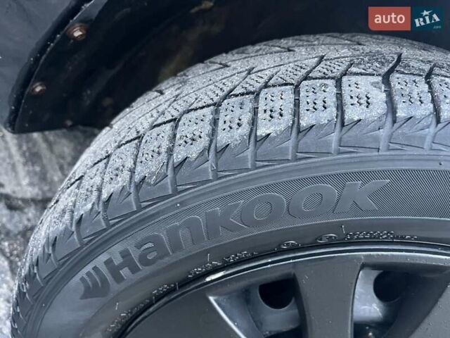 Чорний Міцубісі Lancer, об'ємом двигуна 1.58 л та пробігом 282 тис. км за 4100 $, фото 11 на Automoto.ua