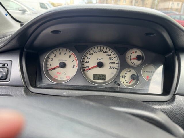 Черный Мицубиси Лансер, объемом двигателя 0 л и пробегом 319 тыс. км за 2700 $, фото 4 на Automoto.ua