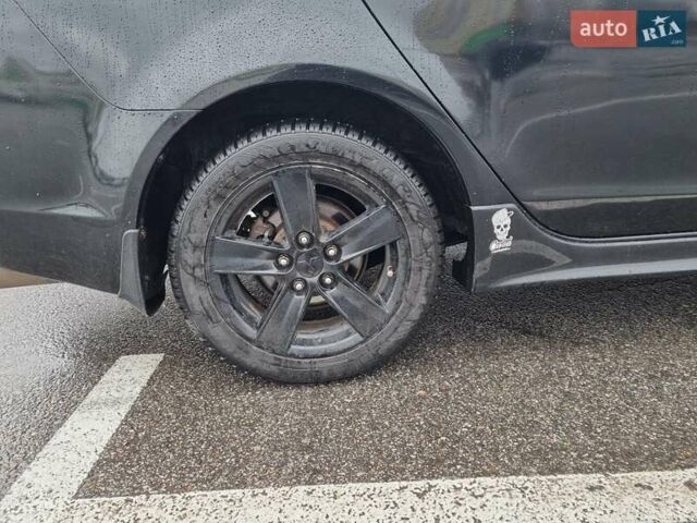 Чорний Міцубісі Lancer, об'ємом двигуна 0 л та пробігом 169 тис. км за 7200 $, фото 5 на Automoto.ua