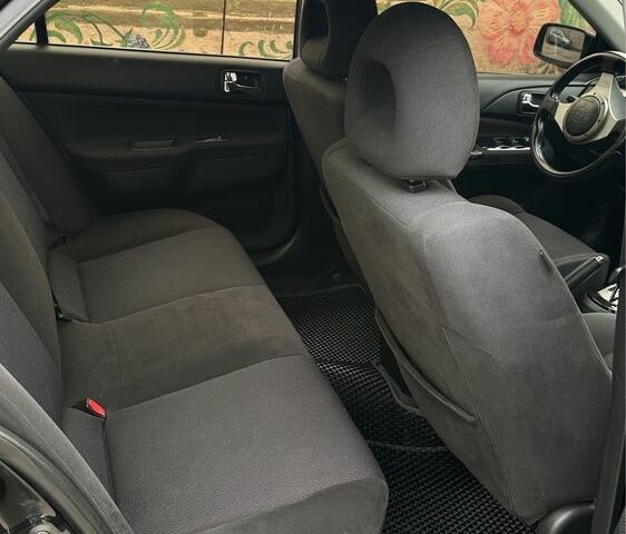 Чорний Міцубісі Lancer, об'ємом двигуна 2 л та пробігом 143 тис. км за 5400 $, фото 4 на Automoto.ua