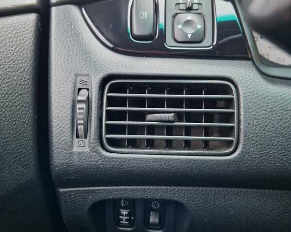 Чорний Міцубісі Lancer, об'ємом двигуна 1.6 л та пробігом 273 тис. км за 3999 $, фото 30 на Automoto.ua