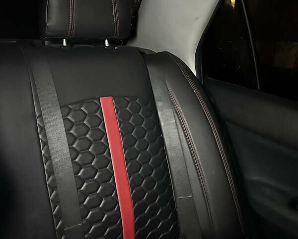 Черный Мицубиси Лансер, объемом двигателя 1.6 л и пробегом 211 тыс. км за 5700 $, фото 30 на Automoto.ua