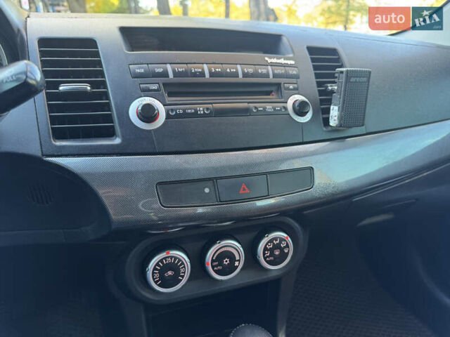 Міцубісі Lancer 2007 у Миколаєві на Automoto.ua Чорний Міцубісі Lancer, об'ємом двигуна 2 л та пробігом 191 тис. км за 8499 $, фото 21 на Automoto.ua