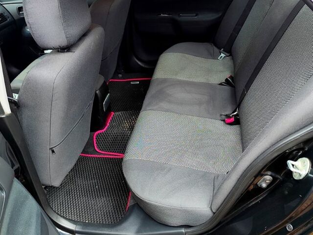 Черный Мицубиси Лансер, объемом двигателя 1.6 л и пробегом 171 тыс. км за 4350 $, фото 6 на Automoto.ua