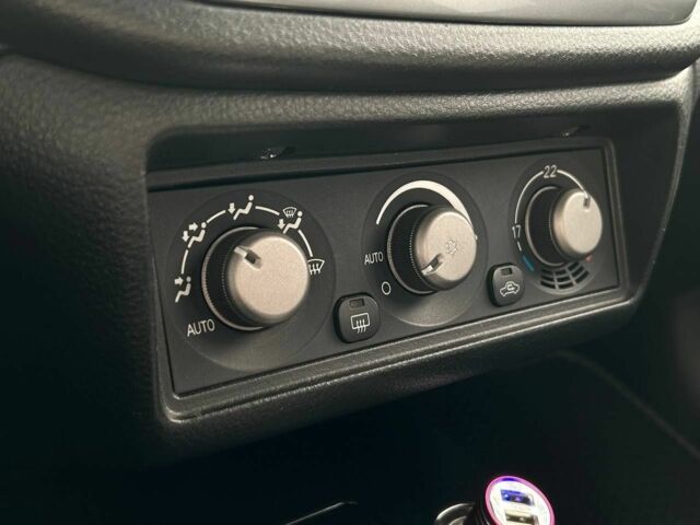 Мицубиси Лансер 2007 в Кривом Роге на Automoto.ua Черный Мицубиси Лансер, объемом двигателя 2 л и пробегом 143 тыс. км за 5400 $, фото 10 на Automoto.ua