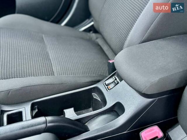 Черный Мицубиси Лансер, объемом двигателя 2 л и пробегом 215 тыс. км за 6300 $, фото 18 на Automoto.ua