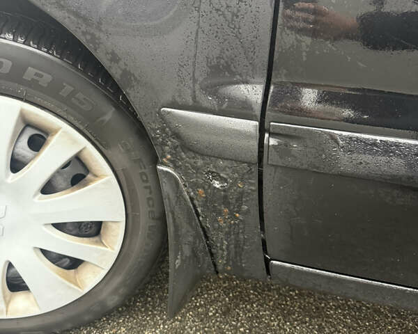 Чорний Міцубісі Lancer, об'ємом двигуна 1.58 л та пробігом 256 тис. км за 3700 $, фото 37 на Automoto.ua