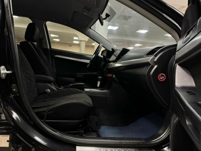 Чорний Міцубісі Lancer, об'ємом двигуна 1.5 л та пробігом 201 тис. км за 6900 $, фото 6 на Automoto.ua