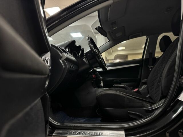 Чорний Міцубісі Lancer, об'ємом двигуна 1.5 л та пробігом 201 тис. км за 6900 $, фото 9 на Automoto.ua