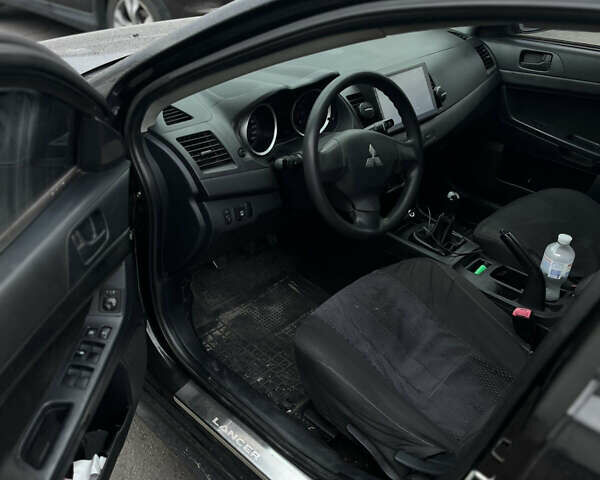 Мицубиси Лансер 2007 в Днепре (Днепропетровске) на Automoto.ua Черный Мицубиси Лансер, объемом двигателя 1.5 л и пробегом 300 тыс. км за 5800 $, фото 3 на Automoto.ua