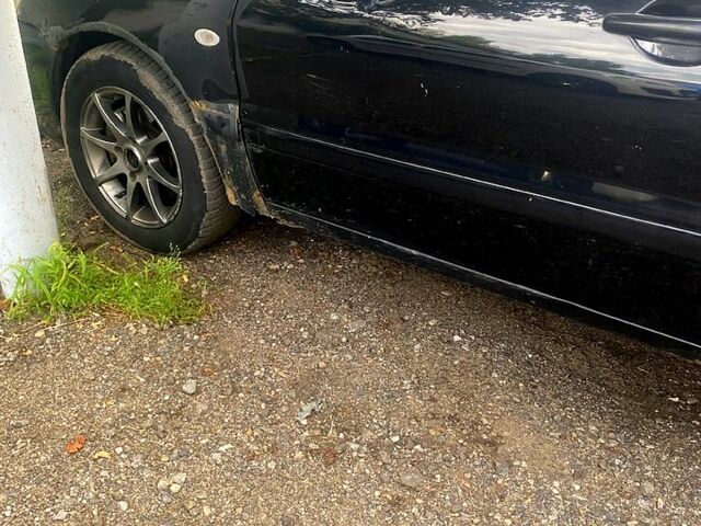 Чорний Міцубісі Lancer, об'ємом двигуна 1.6 л та пробігом 320 тис. км за 2500 $, фото 6 на Automoto.ua