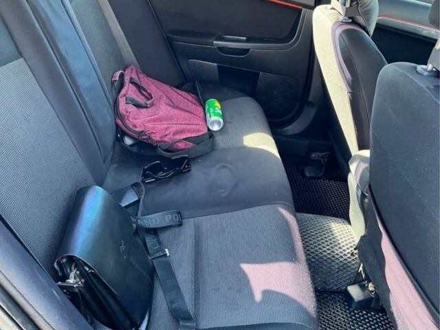 Чорний Міцубісі Lancer, об'ємом двигуна 2 л та пробігом 226 тис. км за 6700 $, фото 7 на Automoto.ua