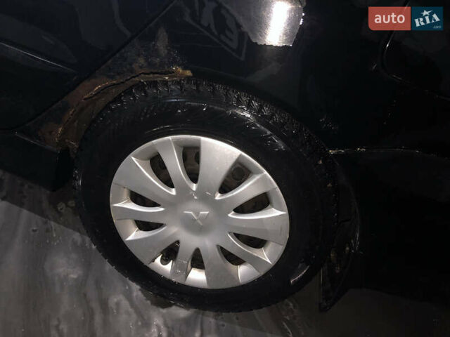 Чорний Міцубісі Lancer, об'ємом двигуна 1.6 л та пробігом 280 тис. км за 3800 $, фото 2 на Automoto.ua