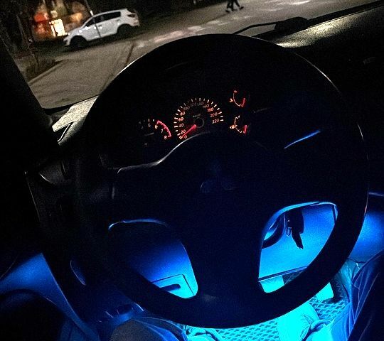 Черный Мицубиси Лансер, объемом двигателя 1.6 л и пробегом 249 тыс. км за 4444 $, фото 2 на Automoto.ua