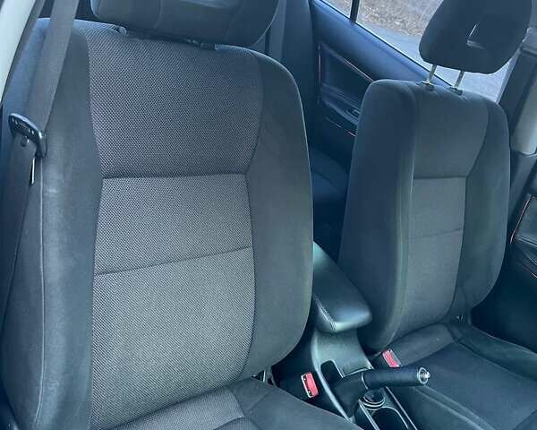 Черный Мицубиси Лансер, объемом двигателя 2 л и пробегом 280 тыс. км за 5400 $, фото 18 на Automoto.ua