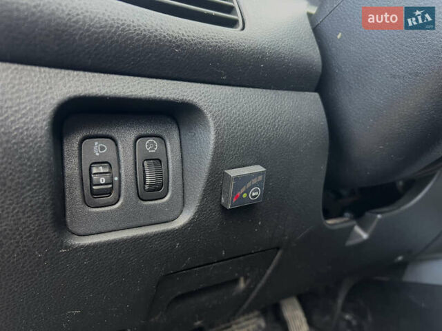 Чорний Міцубісі Lancer, об'ємом двигуна 1.58 л та пробігом 185 тис. км за 3750 $, фото 17 на Automoto.ua