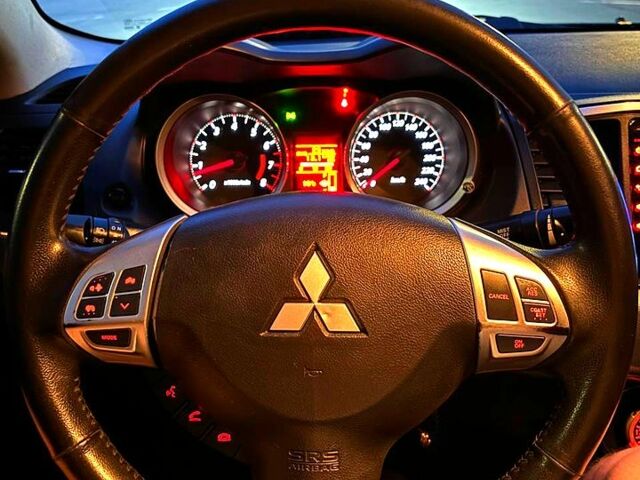Мицубиси Лансер 2007 в Днепре (Днепропетровске) на Automoto.ua Черный Мицубиси Лансер, объемом двигателя 2 л и пробегом 230 тыс. км за 6800 $, фото 6 на Automoto.ua