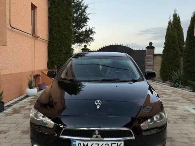 Черный Мицубиси Лансер, объемом двигателя 2 л и пробегом 247 тыс. км за 4700 $, фото 2 на Automoto.ua