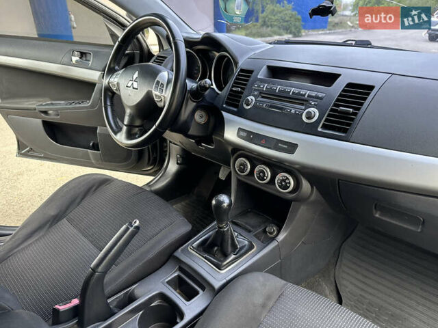 Чорний Міцубісі Lancer, об'ємом двигуна 2 л та пробігом 192 тис. км за 6500 $, фото 23 на Automoto.ua