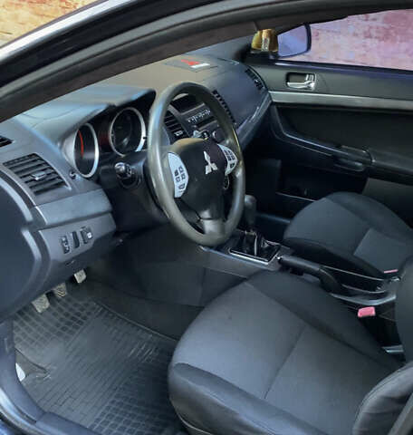 Чорний Міцубісі Lancer, об'ємом двигуна 2 л та пробігом 280 тис. км за 5200 $, фото 6 на Automoto.ua