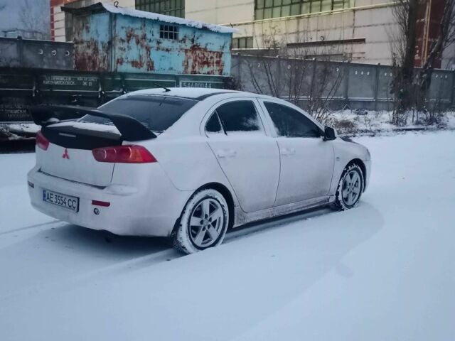 Черный Мицубиси Лансер, объемом двигателя 2 л и пробегом 350 тыс. км за 5500 $, фото 2 на Automoto.ua