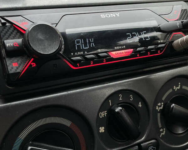 Чорний Міцубісі Lancer, об'ємом двигуна 1.6 л та пробігом 213 тис. км за 3000 $, фото 11 на Automoto.ua