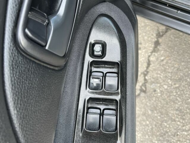 Чорний Міцубісі Lancer, об'ємом двигуна 1.6 л та пробігом 250 тис. км за 4800 $, фото 9 на Automoto.ua