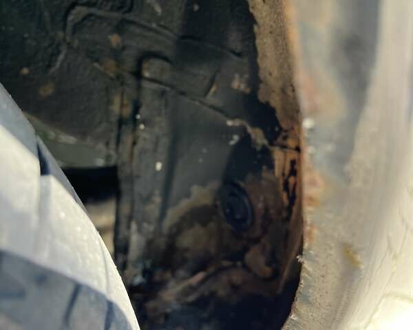 Чорний Міцубісі Lancer, об'ємом двигуна 1.6 л та пробігом 296 тис. км за 4200 $, фото 17 на Automoto.ua