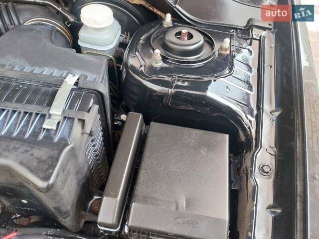 Чорний Міцубісі Lancer, об'ємом двигуна 1.6 л та пробігом 215 тис. км за 4900 $, фото 6 на Automoto.ua
