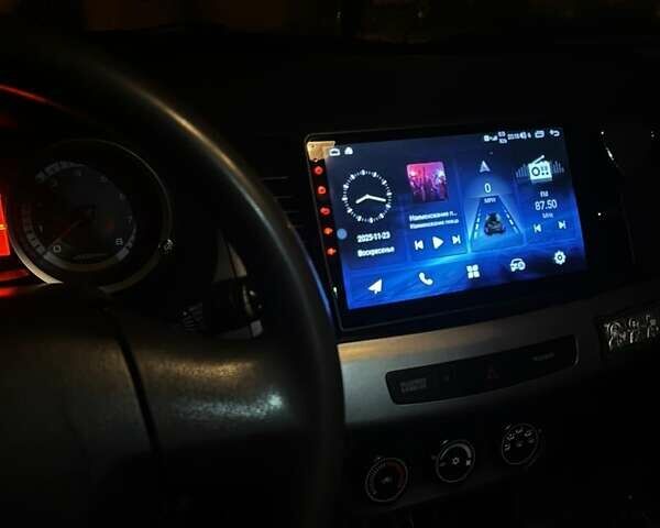 Черный Мицубиси Лансер, объемом двигателя 1.5 л и пробегом 167 тыс. км за 5500 $, фото 8 на Automoto.ua