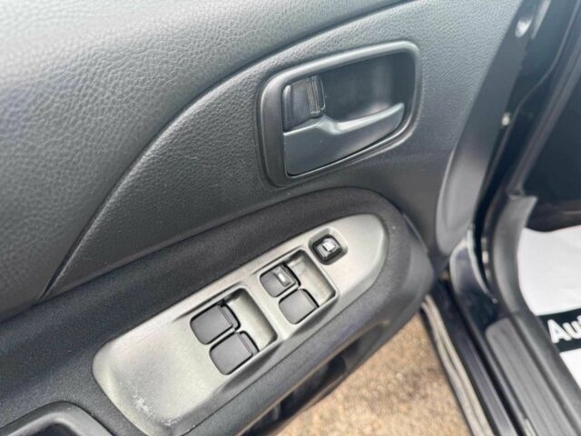 Мицубиси Лансер 2008 в Запорожье на Automoto.ua Черный Мицубиси Лансер, объемом двигателя 1.6 л и пробегом 316 тыс. км за 4290 $, фото 14 на Automoto.ua