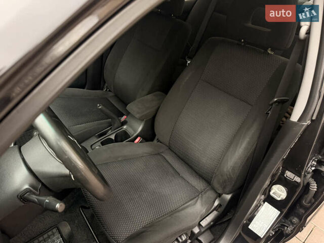 Чорний Міцубісі Lancer, об'ємом двигуна 1.6 л та пробігом 265 тис. км за 4700 $, фото 16 на Automoto.ua