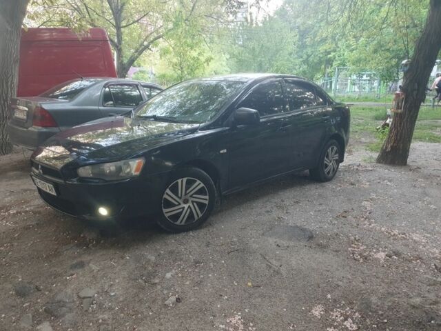 Мицубиси Лансер 2008 в Днепре (Днепропетровске) на Automoto.ua Черный Мицубиси Лансер, объемом двигателя 1.5 л и пробегом 200 тыс. км за 3500 $, фото 2 на Automoto.ua